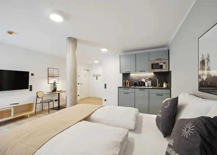 Апартаменты Limehome Celtisplatz *