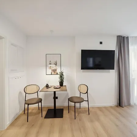 Limehome Celtisplatz Apartmán *